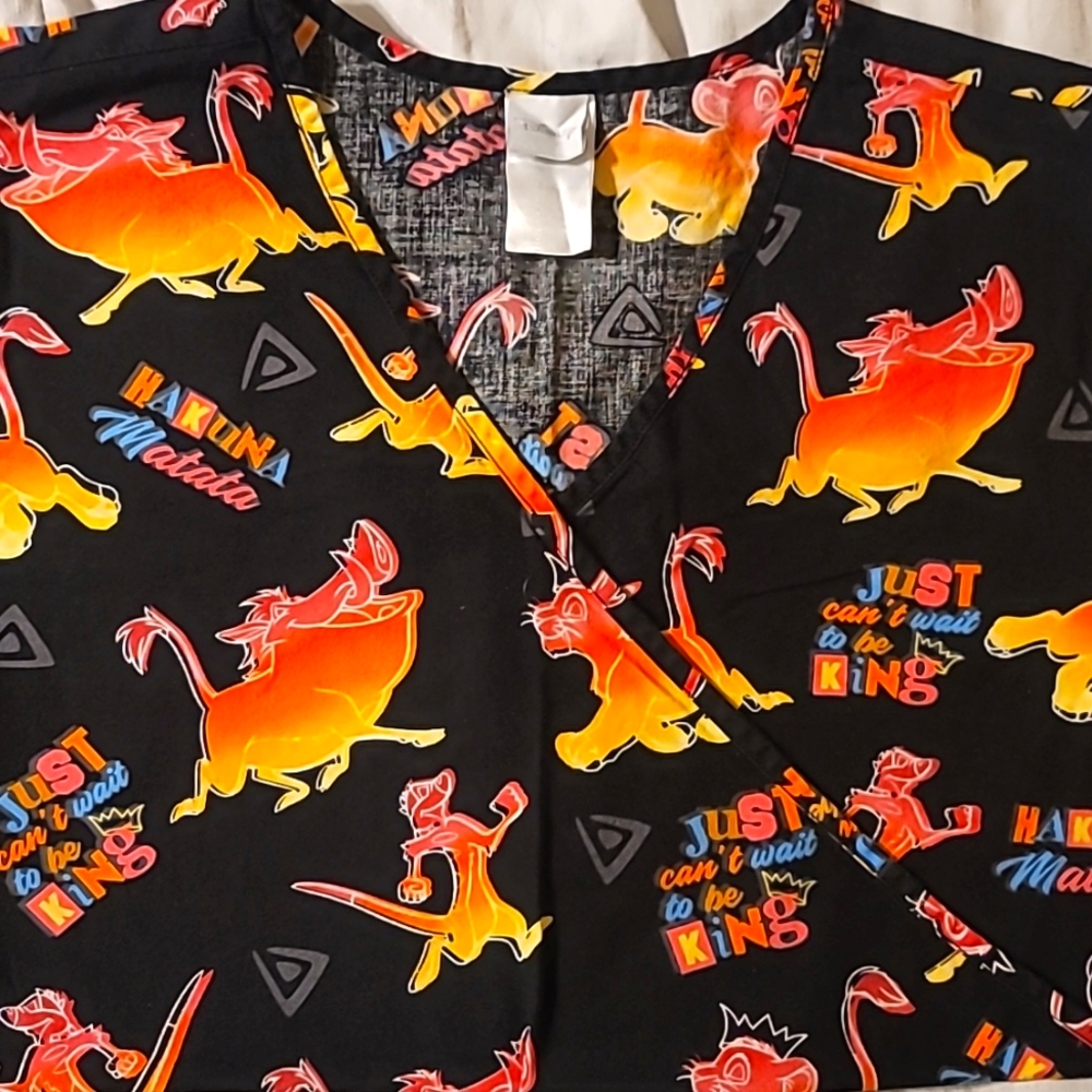 Disney scrub top large